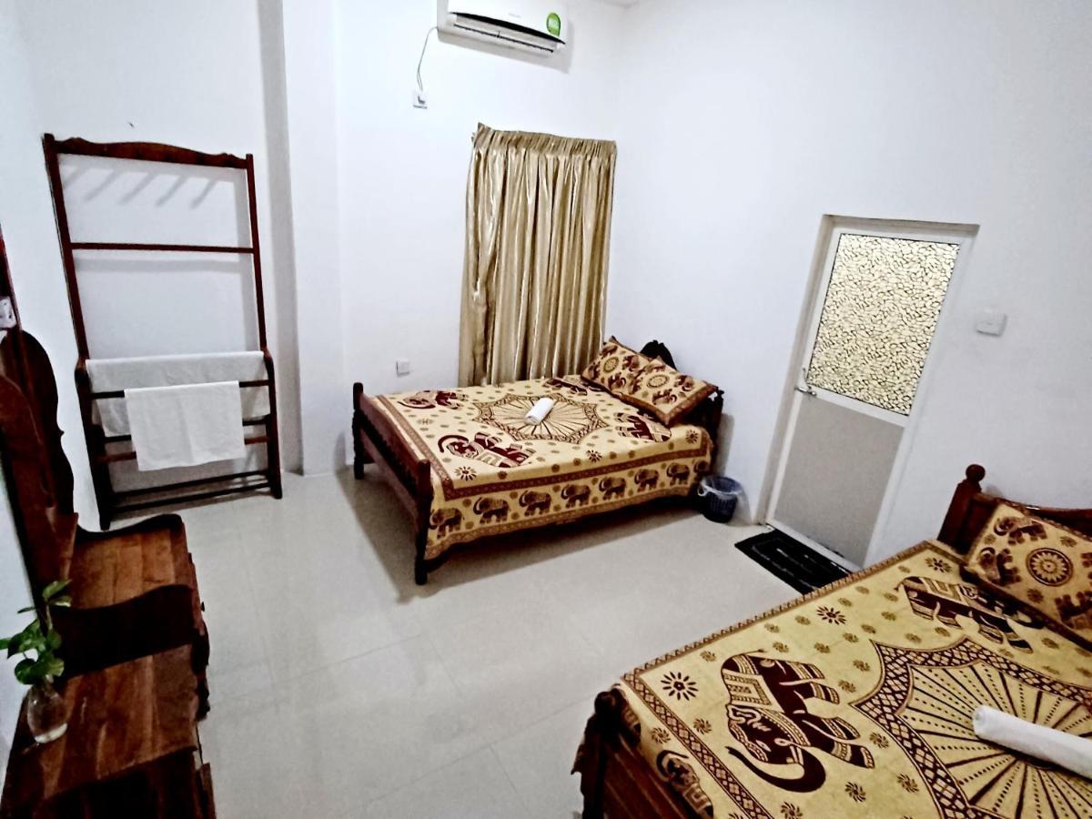 Aloe Vera Villa Negombo Buitenkant foto